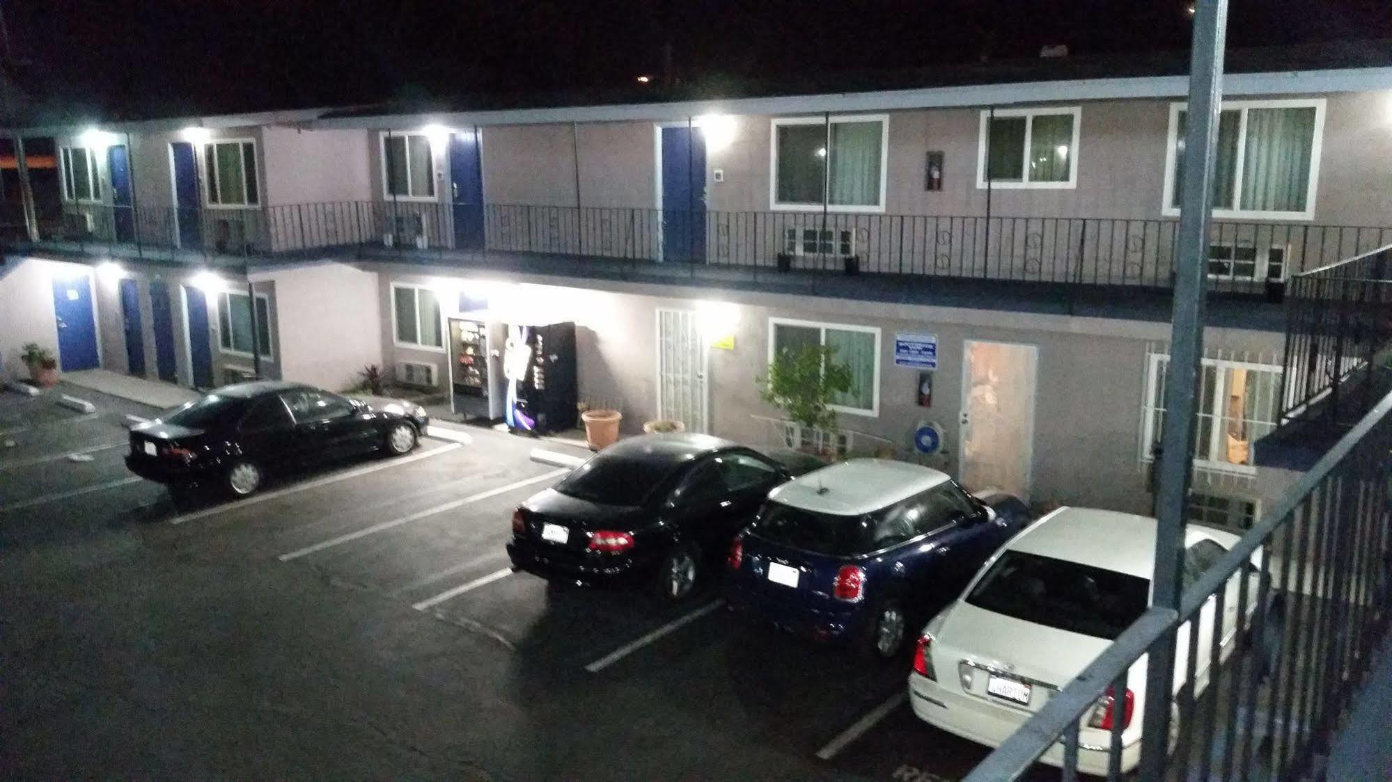 Del Aire Inn Lennox Exterior photo